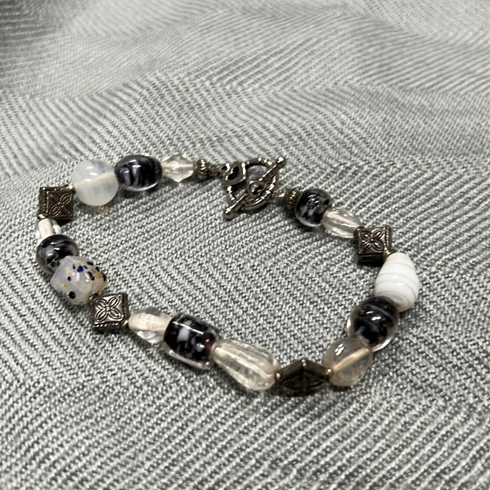 Gray Beaded Charm Bracelet with Heart Accent